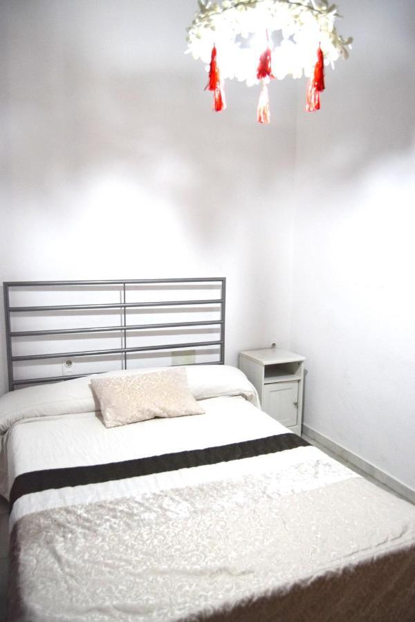 Apartamento Feria 2 *